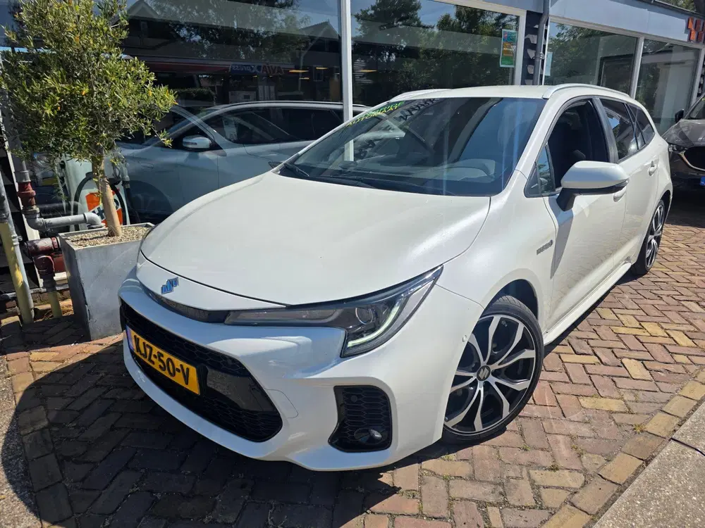 Suzuki Swace 1.8 Hybrid uit 2021, foto 2