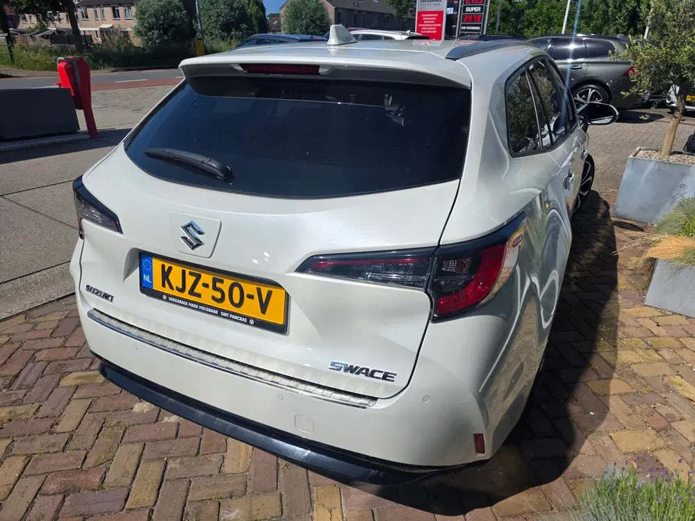 Suzuki Swace 1.8 Hybrid uit 2021, foto 8