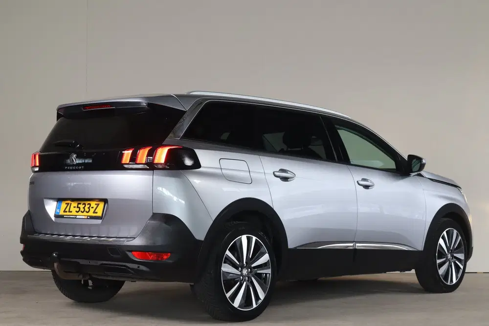 Peugeot 5008 1.2 PureTech Allure uit 2019, foto 2