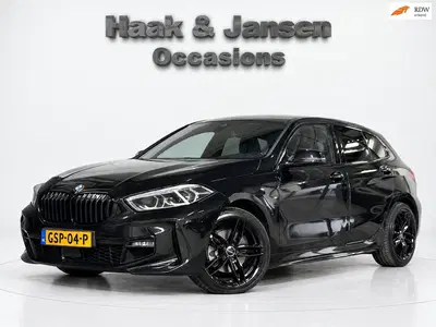 BMW 1-serie 118i Executive uit 2022