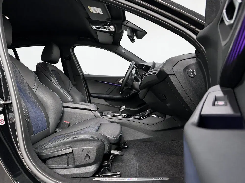 BMW 1-serie 118i Executive uit 2022, foto 9