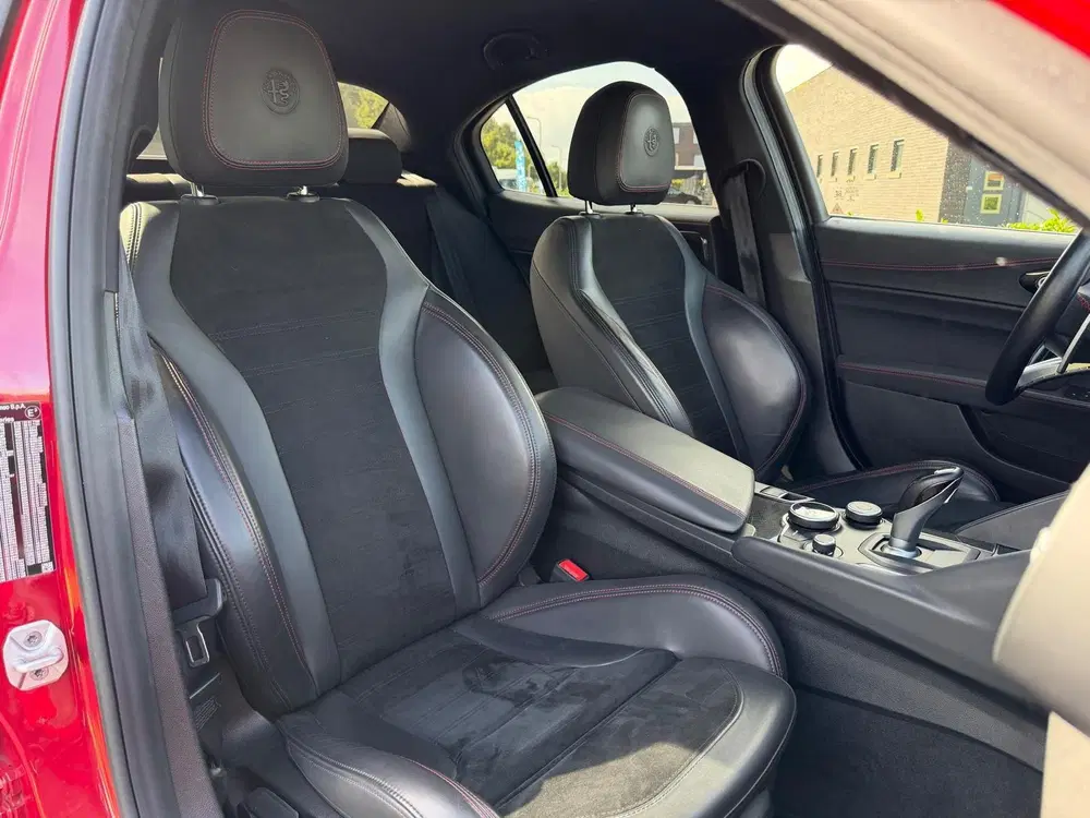 Alfa Romeo Giulia 2.9 V6 Quadrifoglio uit 2019, foto 10