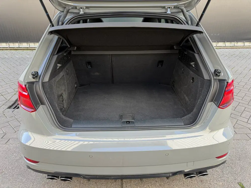 Audi A3 S3 Sportback 2.0 TFSI S3 Quattro Panorama uit 2019, foto 13