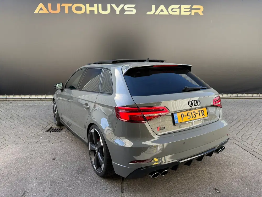 Audi A3 S3 Sportback 2.0 TFSI S3 Quattro Panorama uit 2019, foto 2