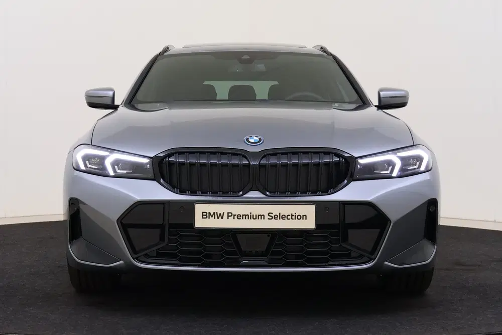 BMW 3-serie 330e M Sport Automaat uit 2026, foto 4
