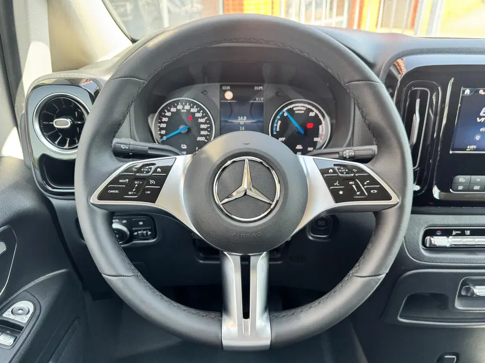 Mercedes-Benz Vito 112 L2 66 kWh uit 2026, foto 12