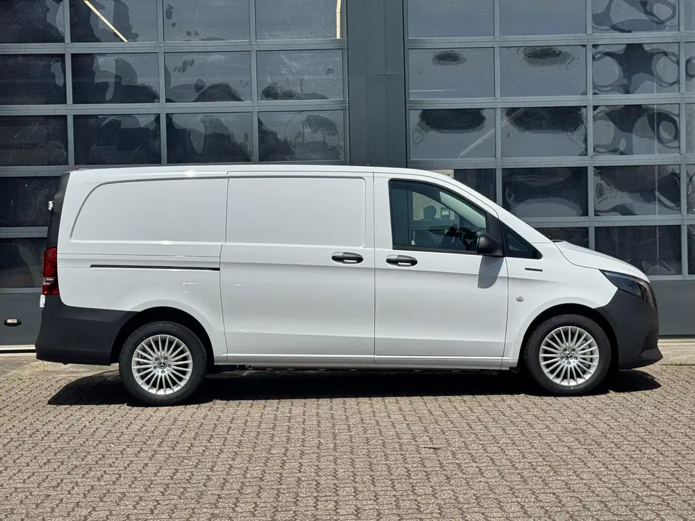 Mercedes-Benz Vito 112 L2 66 kWh uit 2026, foto 8