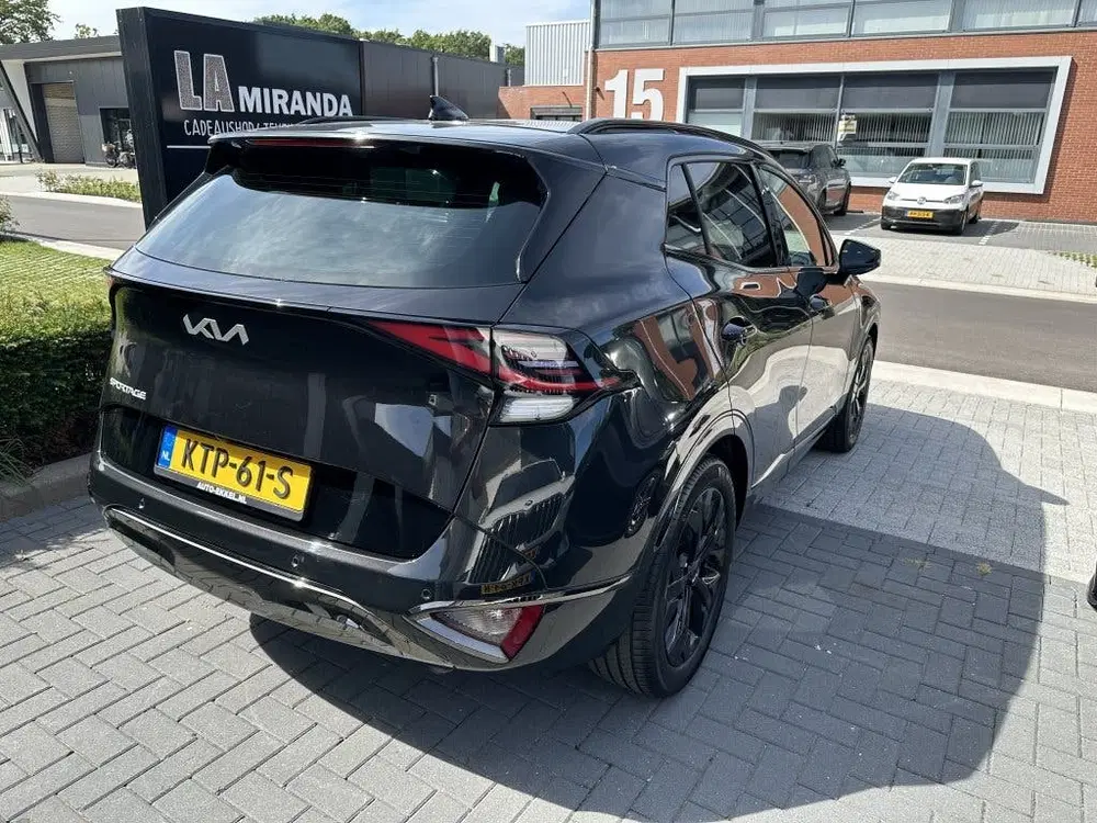 Kia Sportage 1.6 T-GDi Dark Edition MHEV 17 DKM (bj 202 uit 2025, foto 2