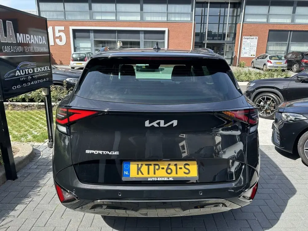 Kia Sportage 1.6 T-GDi Dark Edition MHEV 17 DKM (bj 202 uit 2025, foto 3