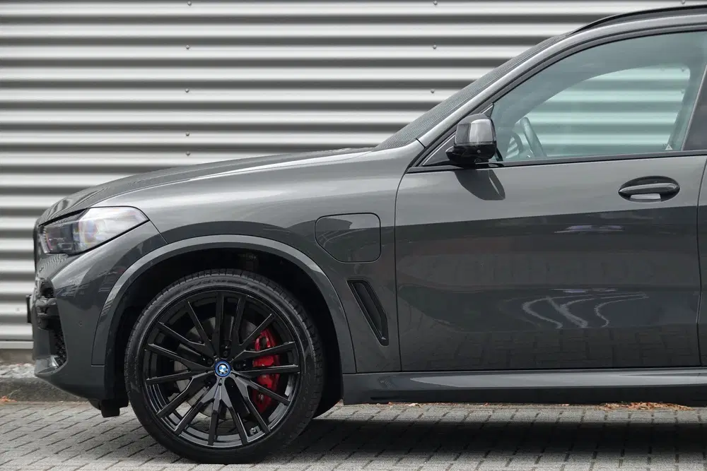 BMW X5 xDrive45e High Executive uit 2021, foto 10