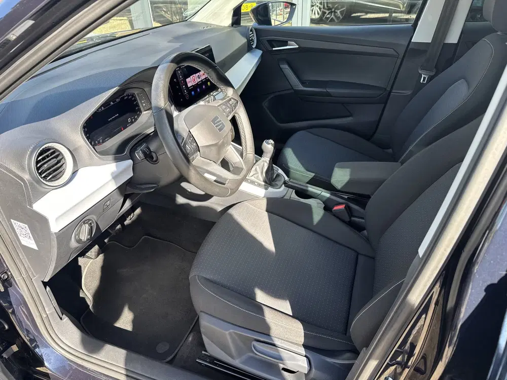 SEAT Arona 1.0 TSI Style Business Intense VIRTUALE-LE uit 2022, foto 8