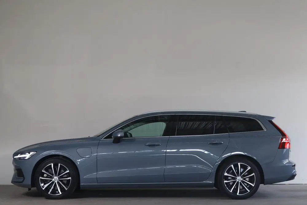 Volvo V60 2.0 T6 Plug-in hybrid AWD Core Bright uit 2023, foto 14