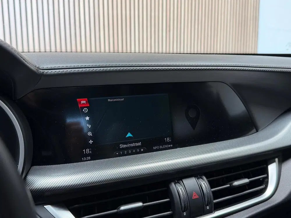 Alfa Romeo Stelvio 2.0 T AWD B-Tech uit 2019, foto 13