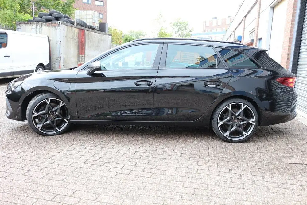 Cupra Leon LEON ST 1.5 TSI HYBRIED 272 PK VZ Performa uit 2024, foto 4