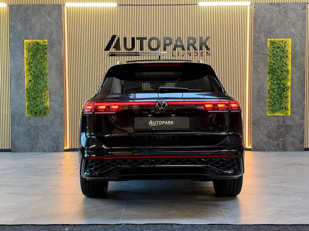 Volkswagen Tiguan 1.5 eHybrid 3X R-Line Business uit 2024, foto 5