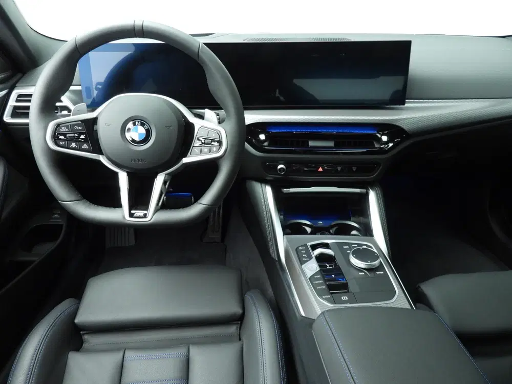 BMW 4-serie 430i xDrive Coupé uit 2026, foto 10