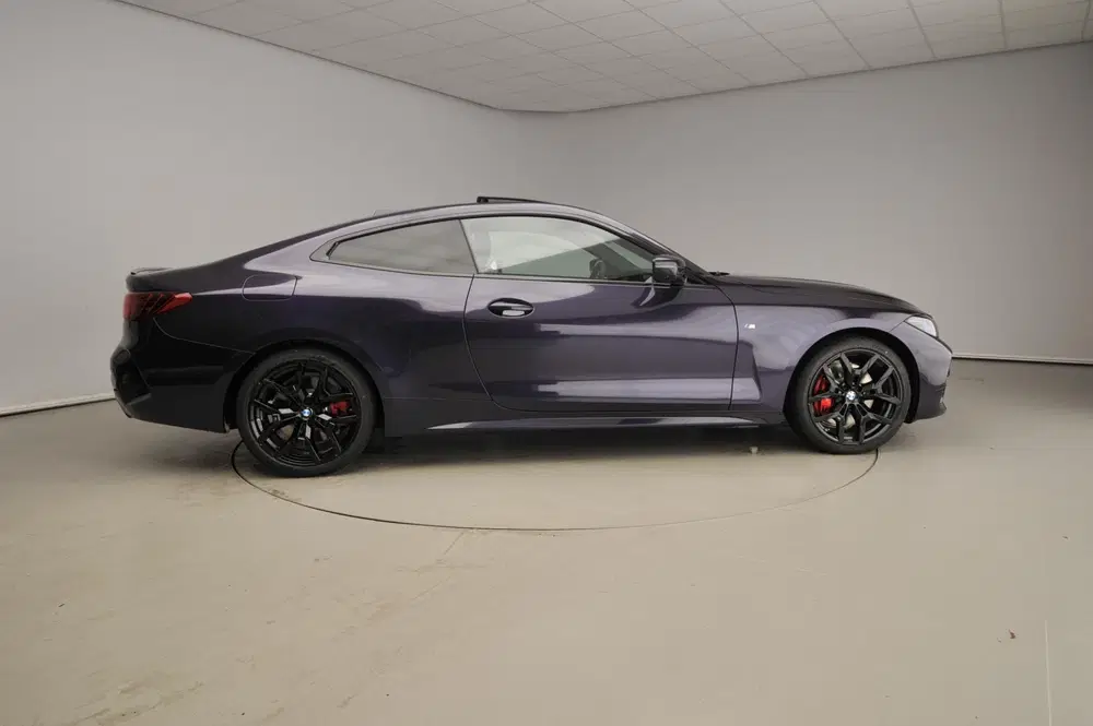 BMW 4-serie 430i xDrive Coupé uit 2026, foto 4