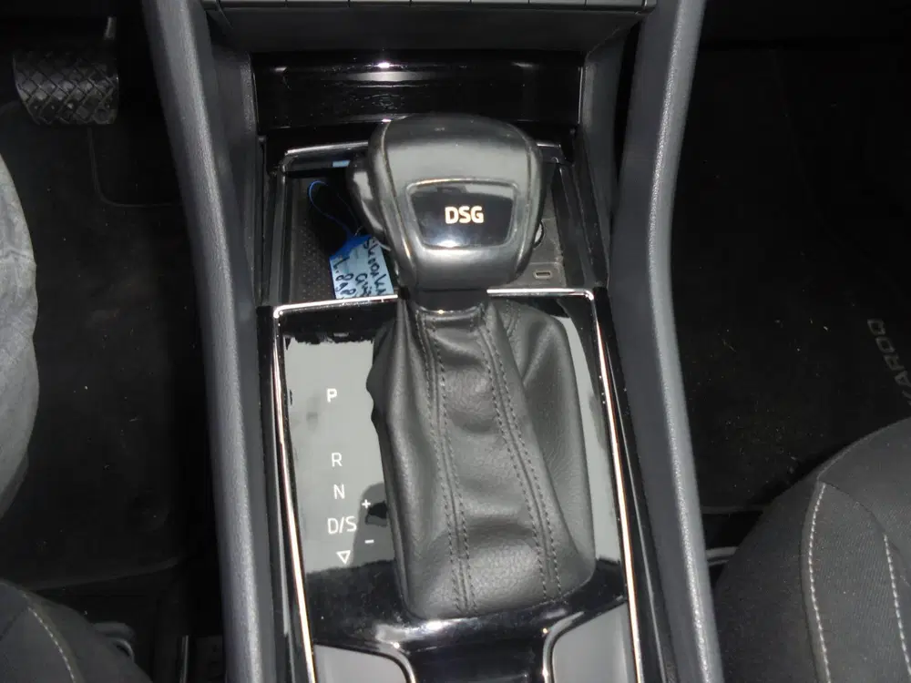 Skoda Karoq Skoda Karoq 1.5 benzine Automaat airco ecc uit 2021, foto 15