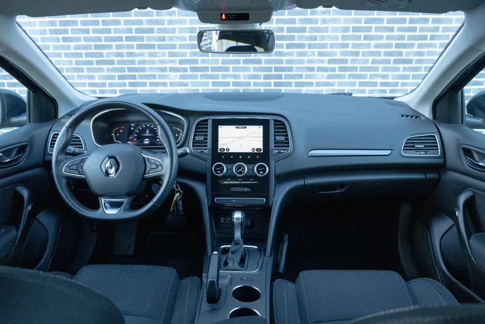 Renault Megane Mégane Estate 1.3 TCe 140 EDC Business Zen uit 2021, foto 2