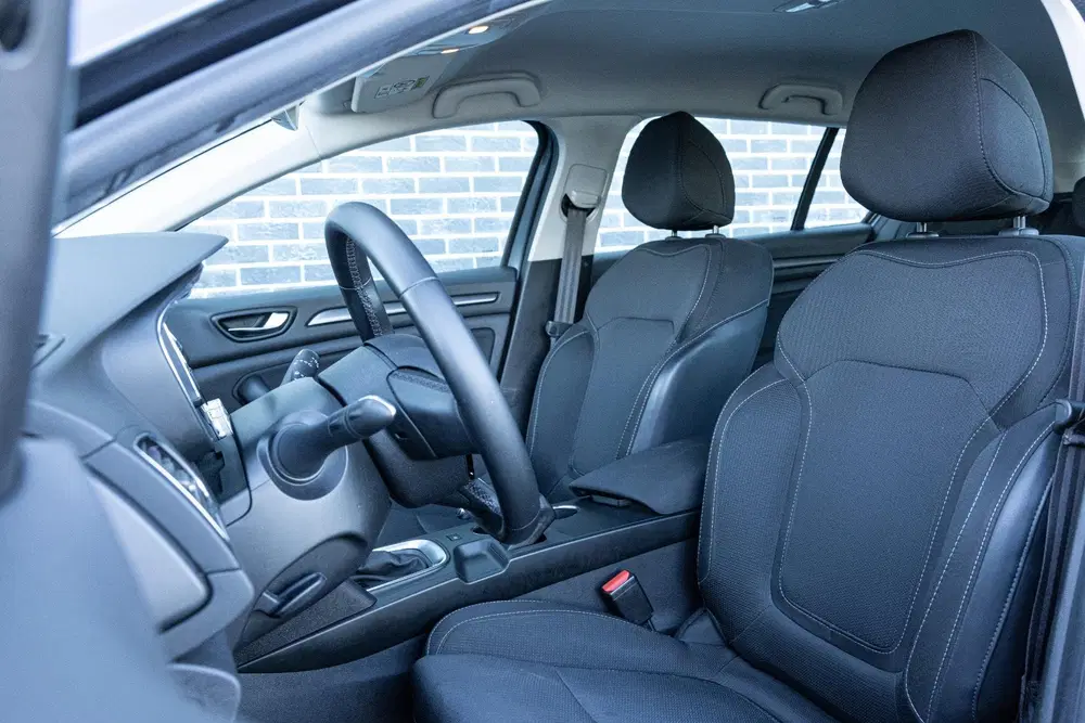 Renault Megane Mégane Estate 1.3 TCe 140 EDC Business Zen uit 2021, foto 4