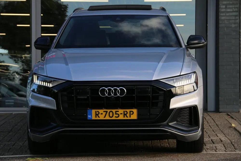 Audi Q8 55 TFSI e quattro S-LINE PANO-DAK BTW-AUTO uit 2022, foto 2