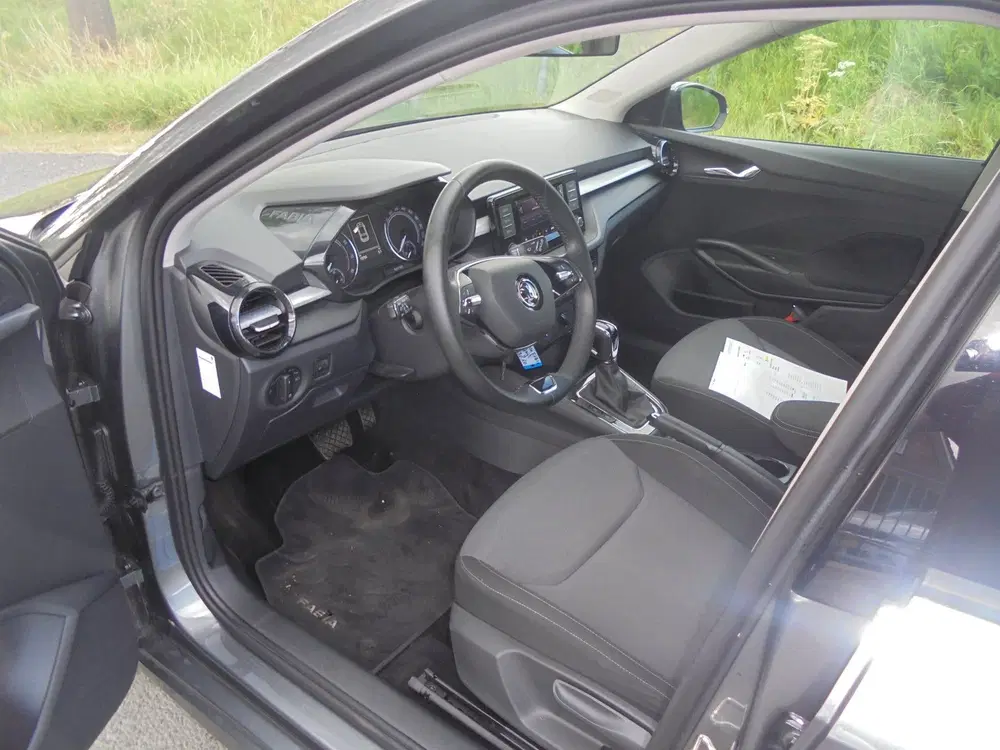 Skoda Fabia Skoda Fabia 1.0 benzine 5 deurs Automaat a uit 2022, foto 5