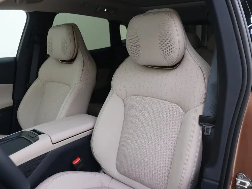Lynk & Co 08 uit 2026, foto 15