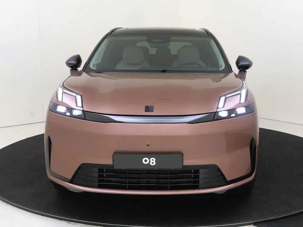 Lynk & Co 08 uit 2026, foto 3
