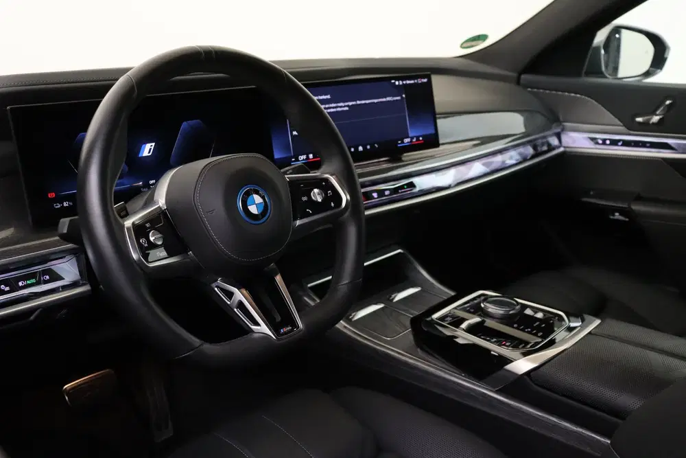 BMW i7 eDrive50 High Executive M Sport uit 2024, foto 3