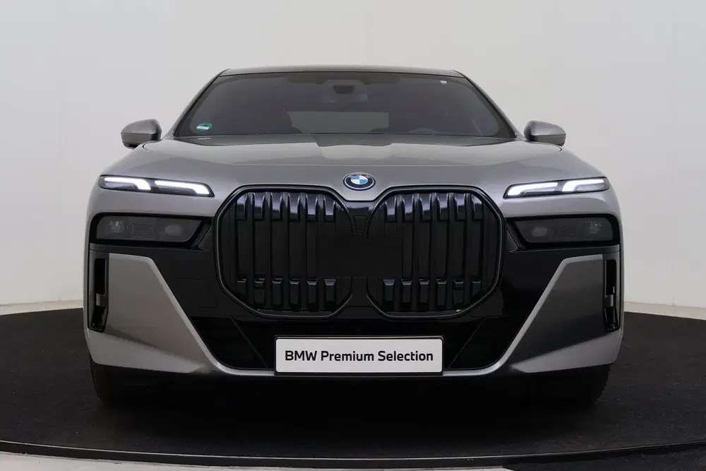 BMW i7 eDrive50 High Executive M Sport uit 2024, foto 4