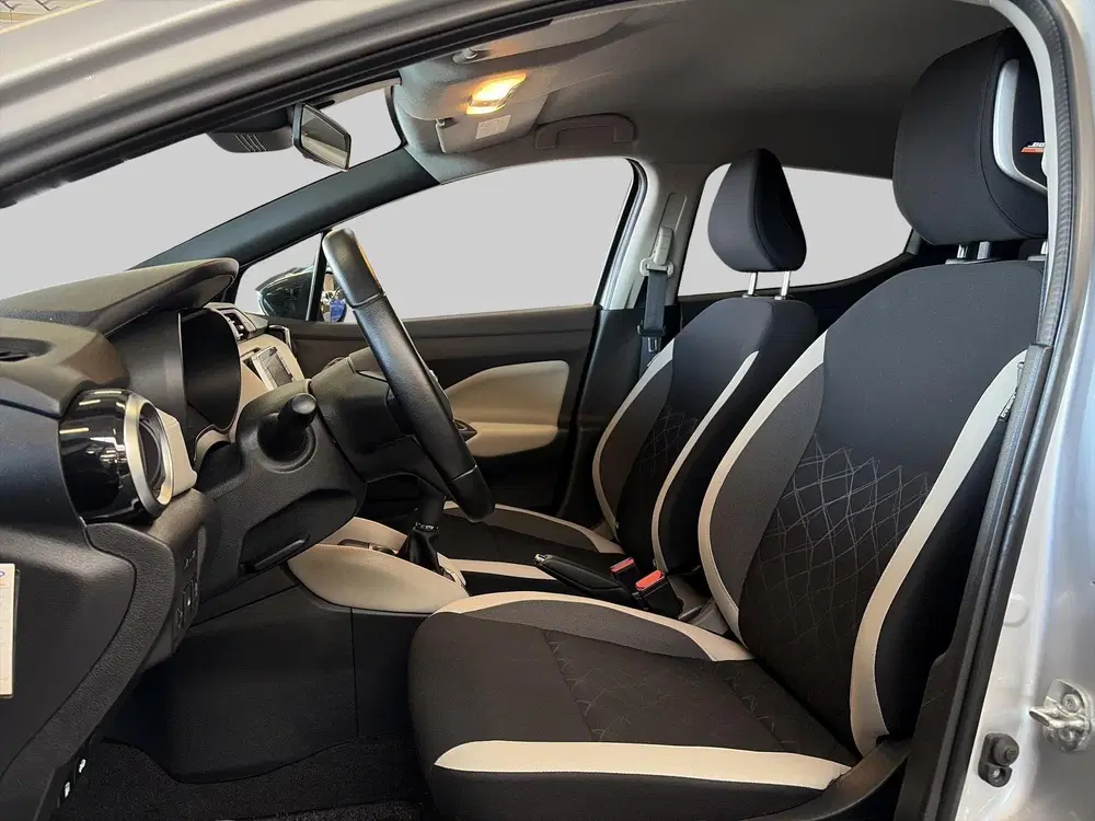 Nissan Micra 1.0 IG-T 92pk N-Design uit 2022, foto 12