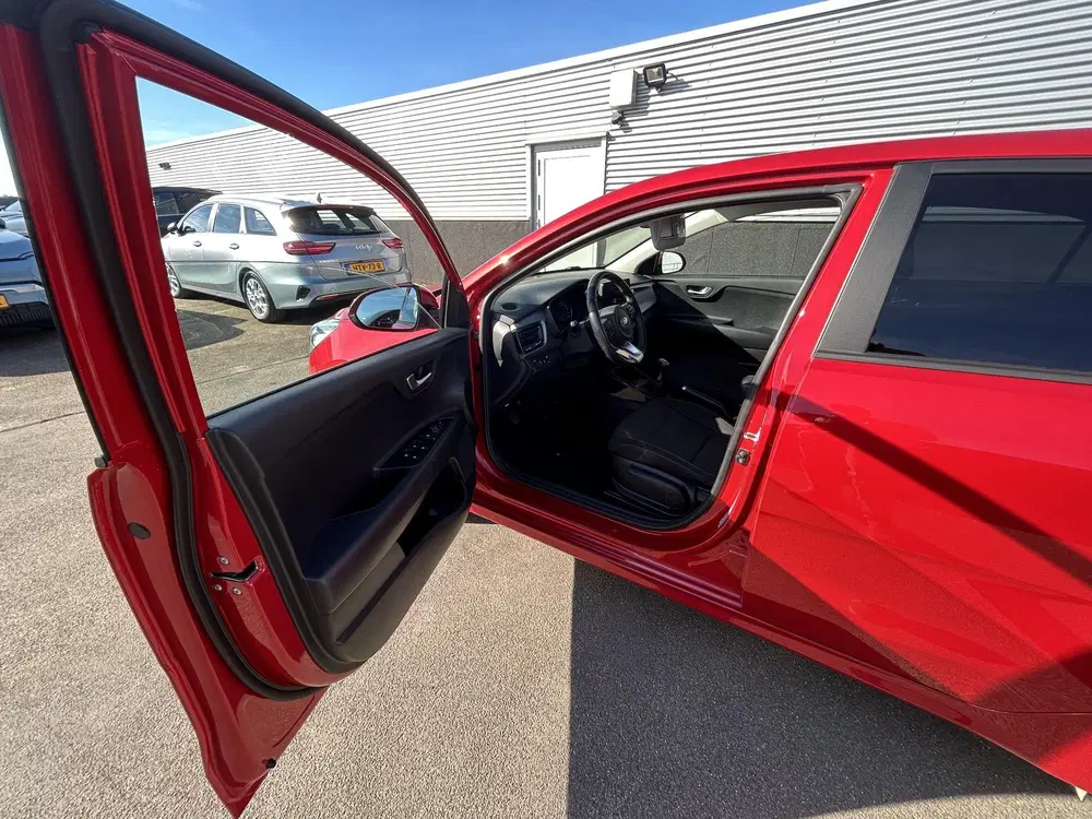 Kia Rio 1.0 T-GDi MHEV DynamicPlusLine Trekhaak uit 2021, foto 13