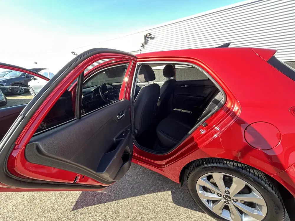 Kia Rio 1.0 T-GDi MHEV DynamicPlusLine Trekhaak uit 2021, foto 14