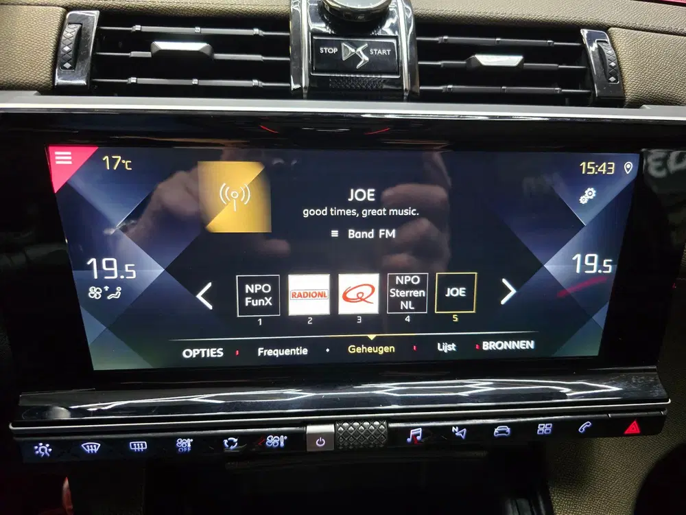 DS Automobiles DS 7 Crossback DS 7 Crossback 1.6 PureTech So Chic Xenon uit 2019, foto 10