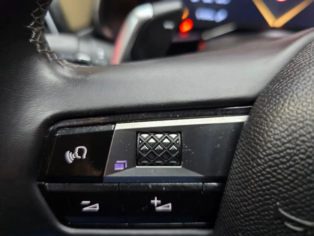 DS Automobiles DS 7 Crossback DS 7 Crossback 1.6 PureTech So Chic Xenon uit 2019, foto 8