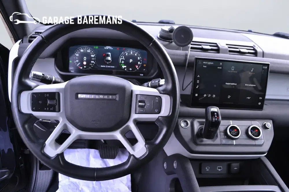 Land Rover Defender 2.0 P400e 110 X-Dynamic S LUCHTVERIN uit 2022, foto 11