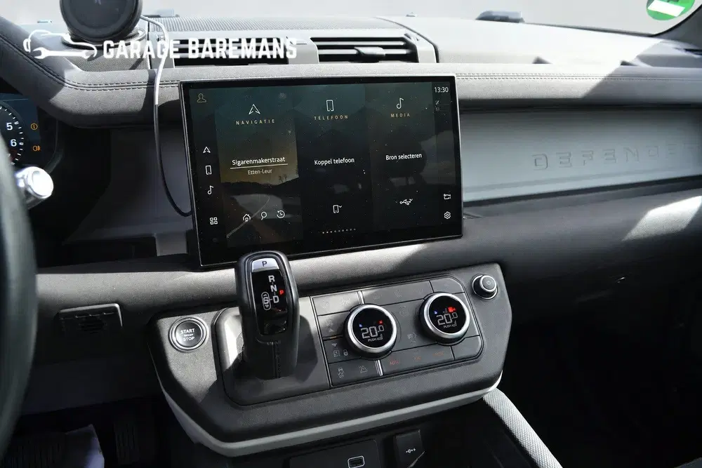 Land Rover Defender 2.0 P400e 110 X-Dynamic S LUCHTVERIN uit 2022, foto 13