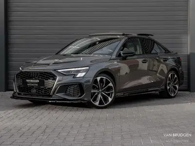 Audi A3 35 TFSI S-Line Pano B&O RS-Stoelen Sfeer C uit 2023