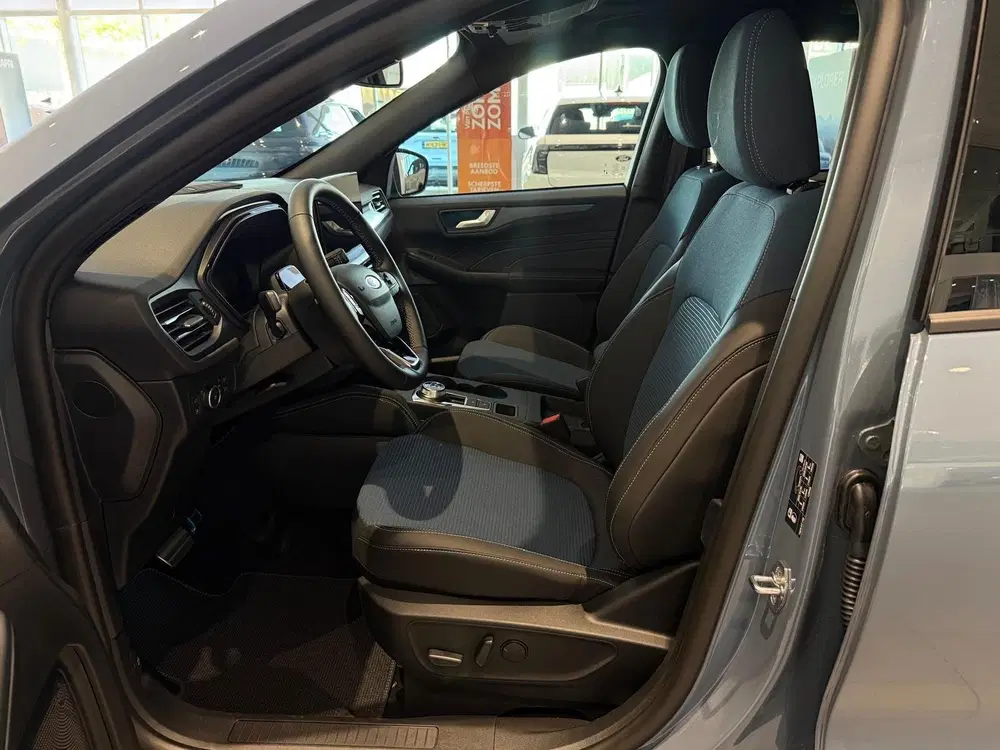 Ford Kuga PHEV Blue Cruise uit 2026, foto 15