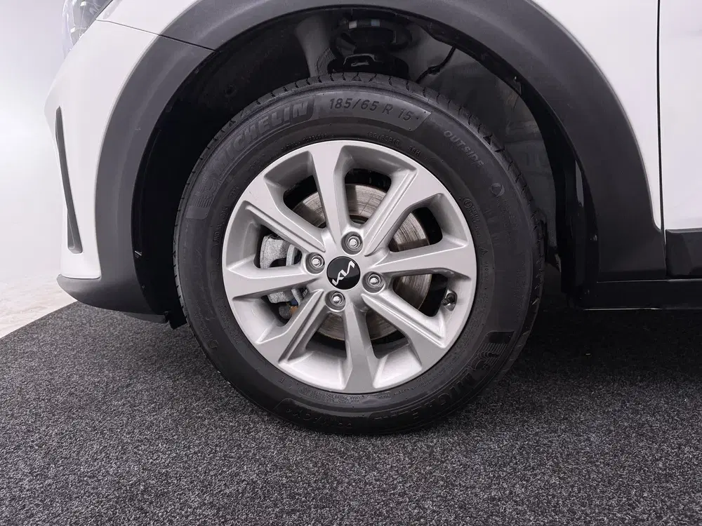 Kia Stonic 1.0 T-GDi MHEV DynamicLine uit 2025, foto 15