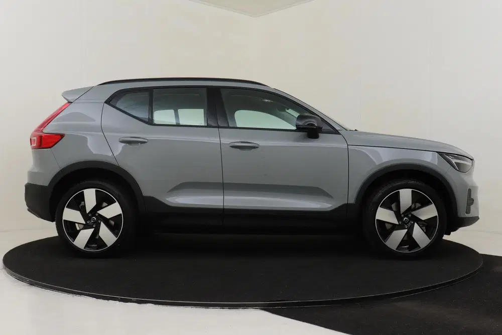 Volvo EX40 SINGLE MOTOR ESSENTIAL 70 kWh -CAMERA uit 2026, foto 13