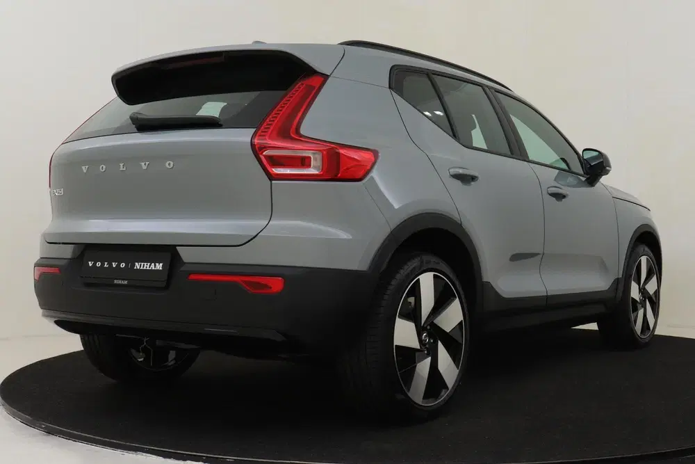 Volvo EX40 SINGLE MOTOR ESSENTIAL 70 kWh -CAMERA uit 2026, foto 3