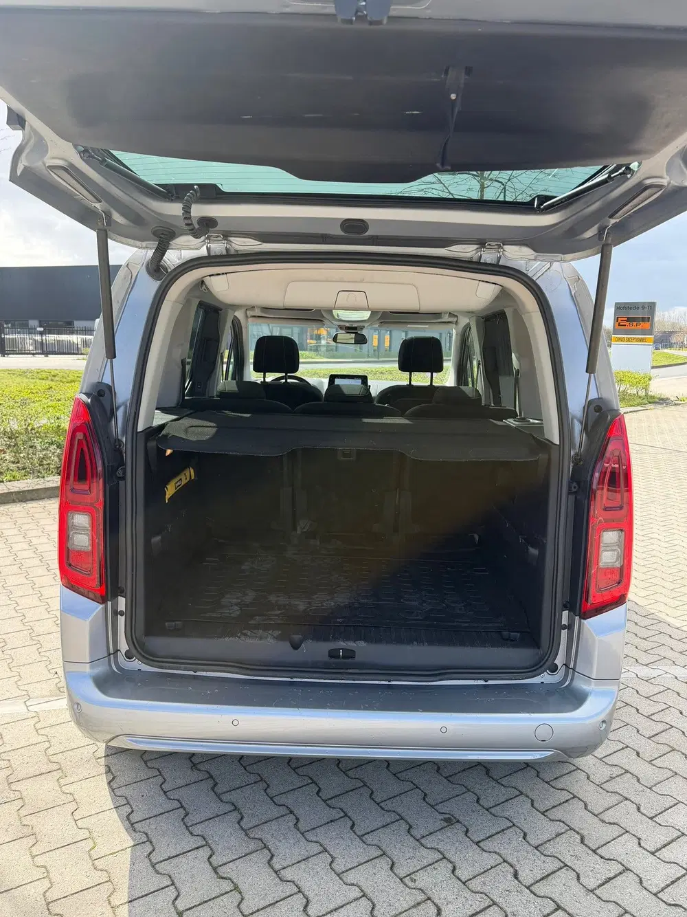Opel Combo 1.2 Turbo uit 2019, foto 15