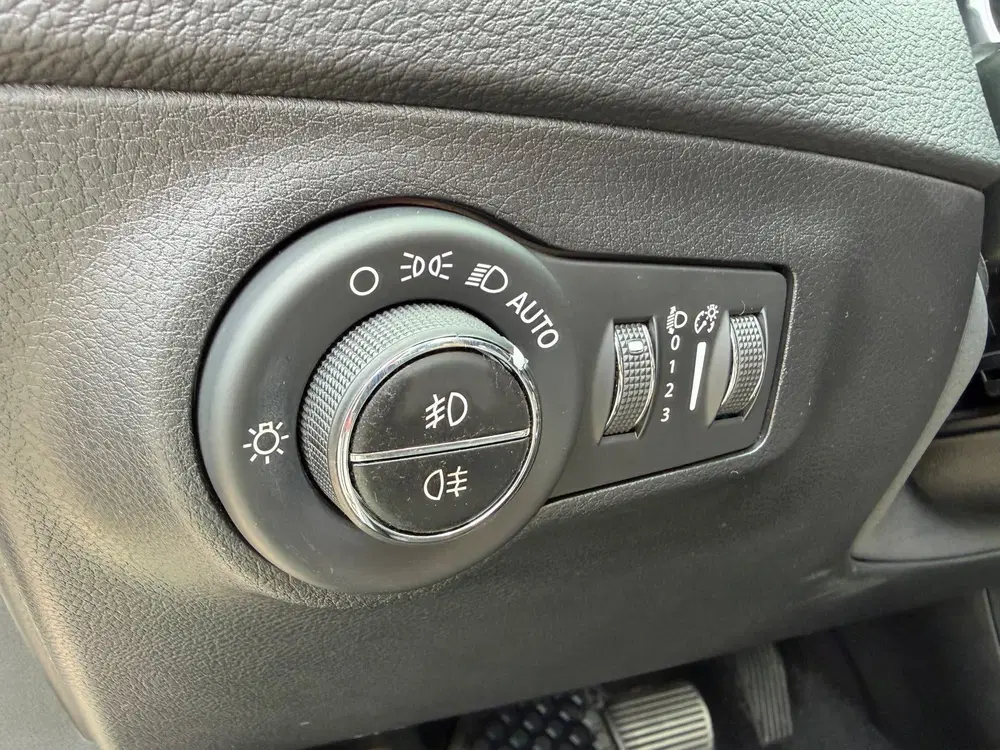 Jeep Compass 1.4 170PK Limited 4x4 Automaat Panodak uit 2019, foto 15