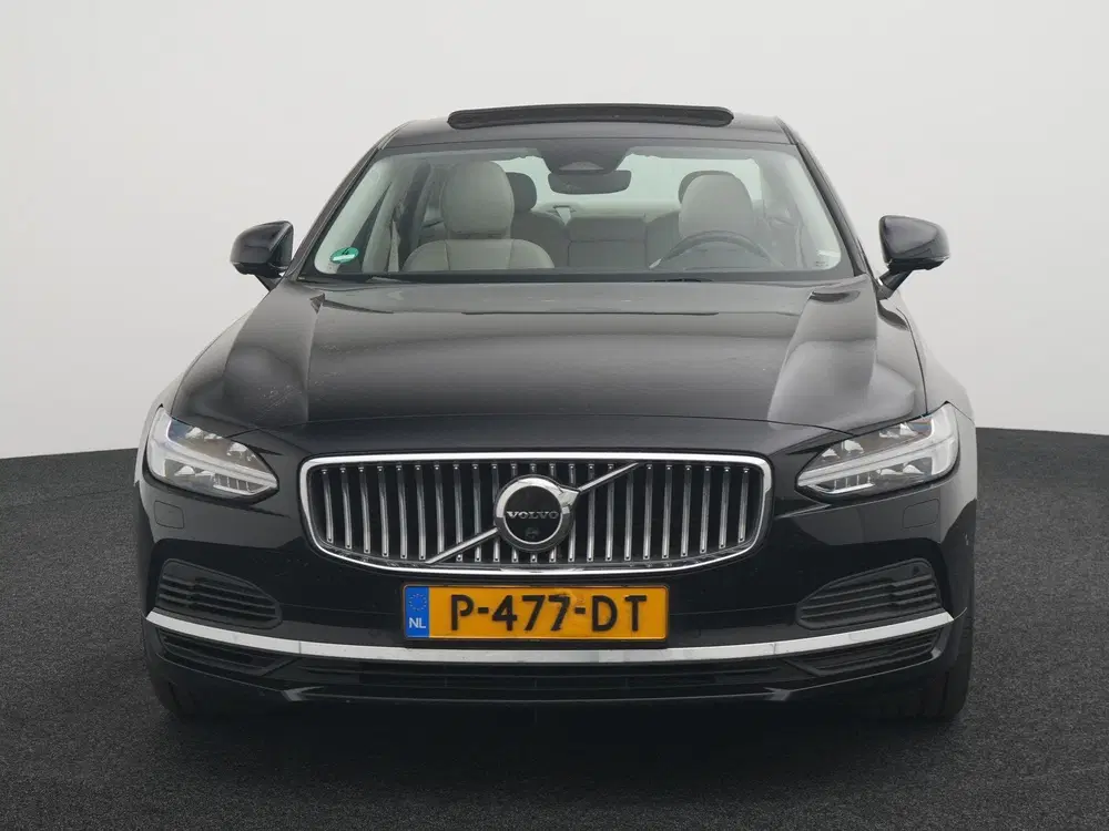 Volvo S90 2.0 T8 AWD Inscription Exclusive BTW AUTO uit 2022, foto 3