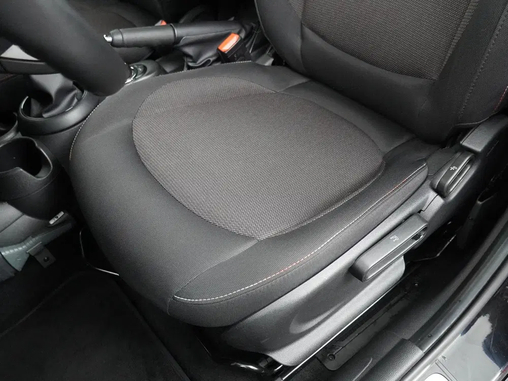 Mini Cooper Cooper Pepper uit 2019, foto 13