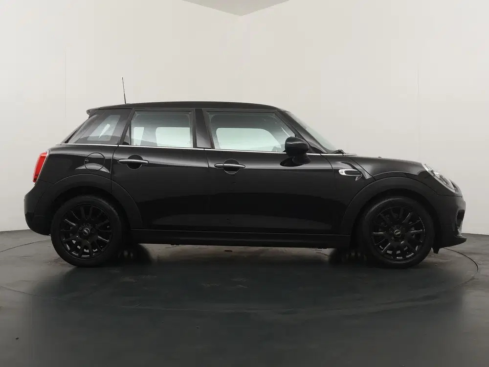 Mini Cooper Cooper Pepper uit 2019, foto 8