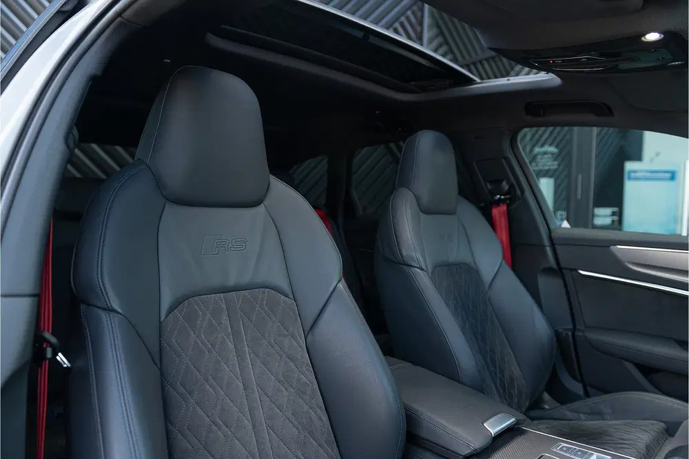 Audi RS6 4.0 TFSI 600PK quattro Keramisch Dynamicpl uit 2021, foto 5