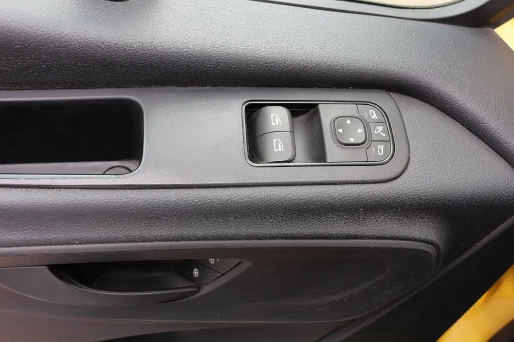 Mercedes-Benz Sprinter Benz Sprinter 319 CDI V6 L2H1 7G Aut Airco uit 2019, foto 13