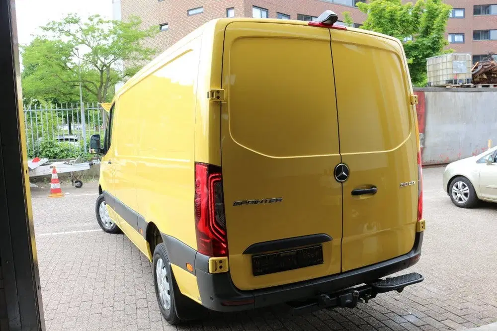 Mercedes-Benz Sprinter Benz Sprinter 319 CDI V6 L2H1 7G Aut Airco uit 2019, foto 4